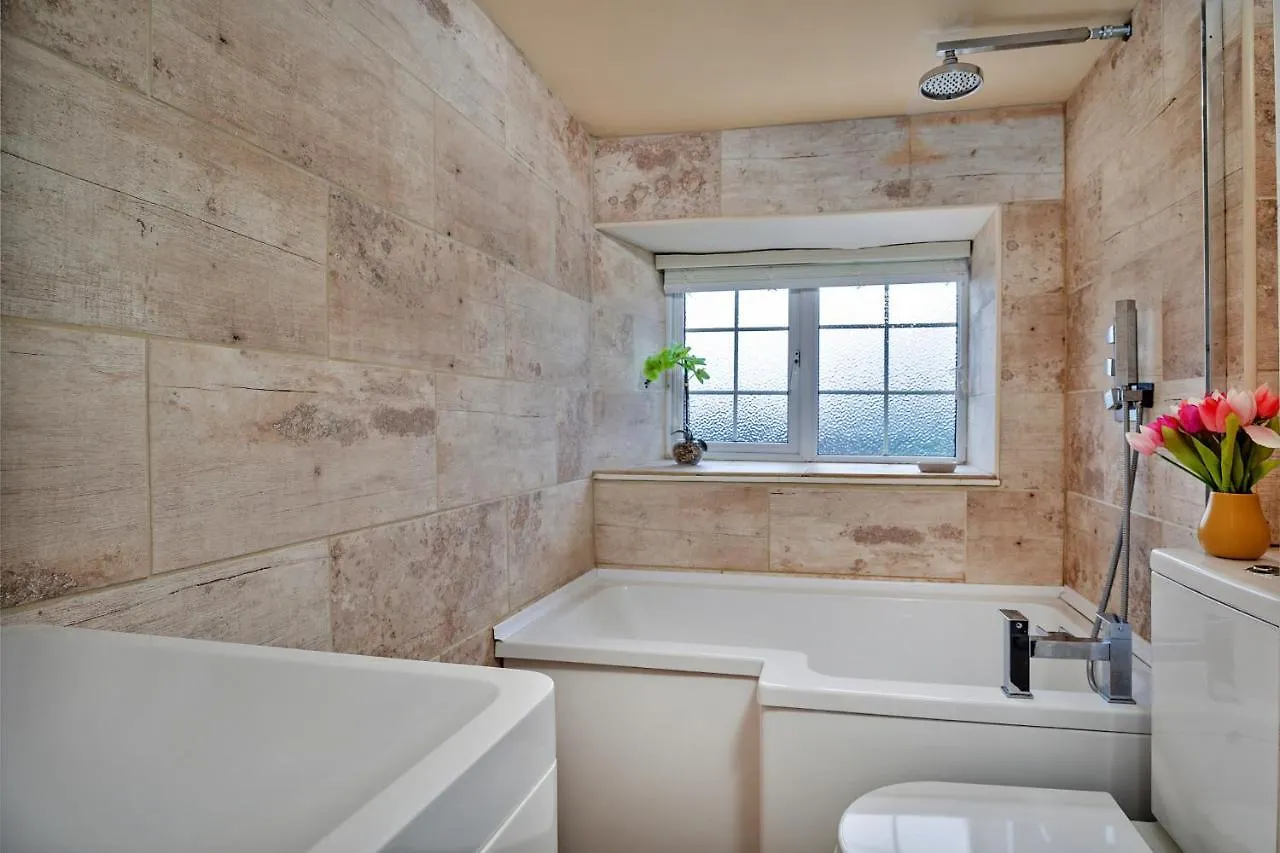 Finest Retreats - Cloggers Cottage Darley