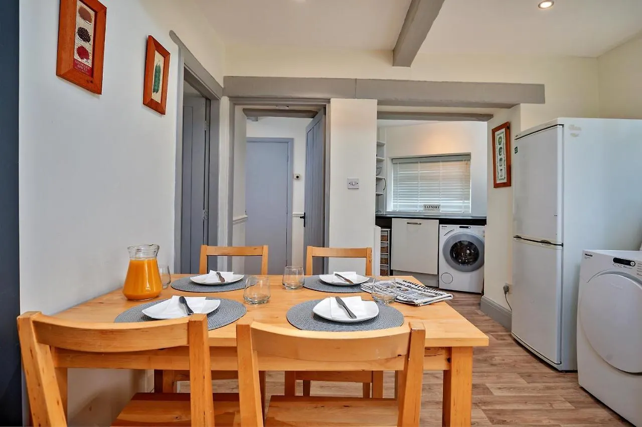 Finest Retreats - Cloggers Cottage Darley Nyaraló